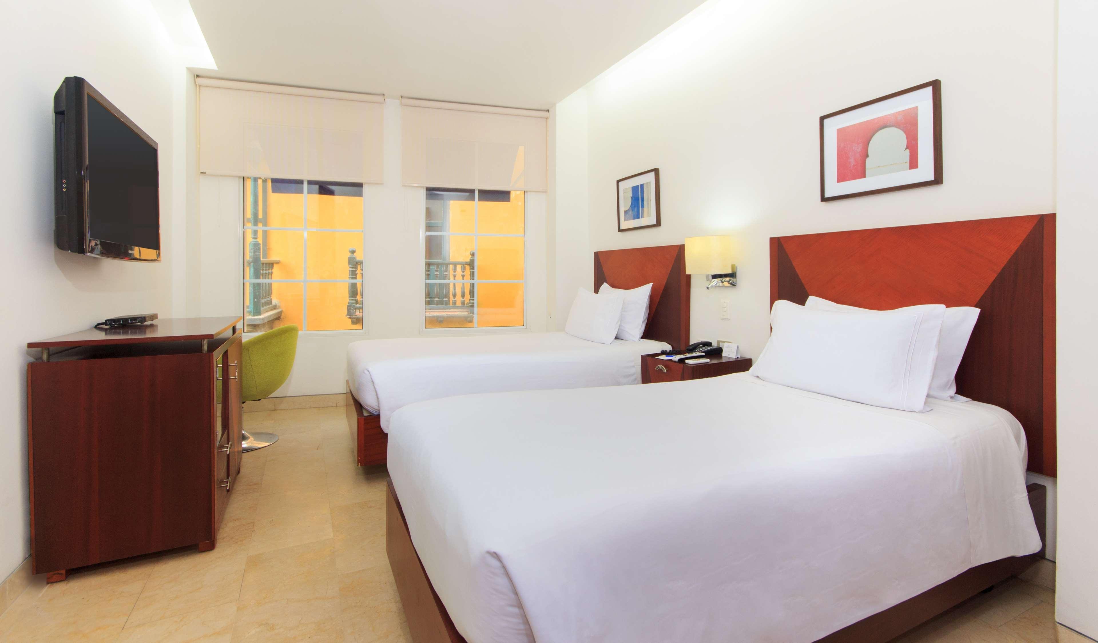 Nh Royal Urban Cartagena Hotel Buitenkant foto