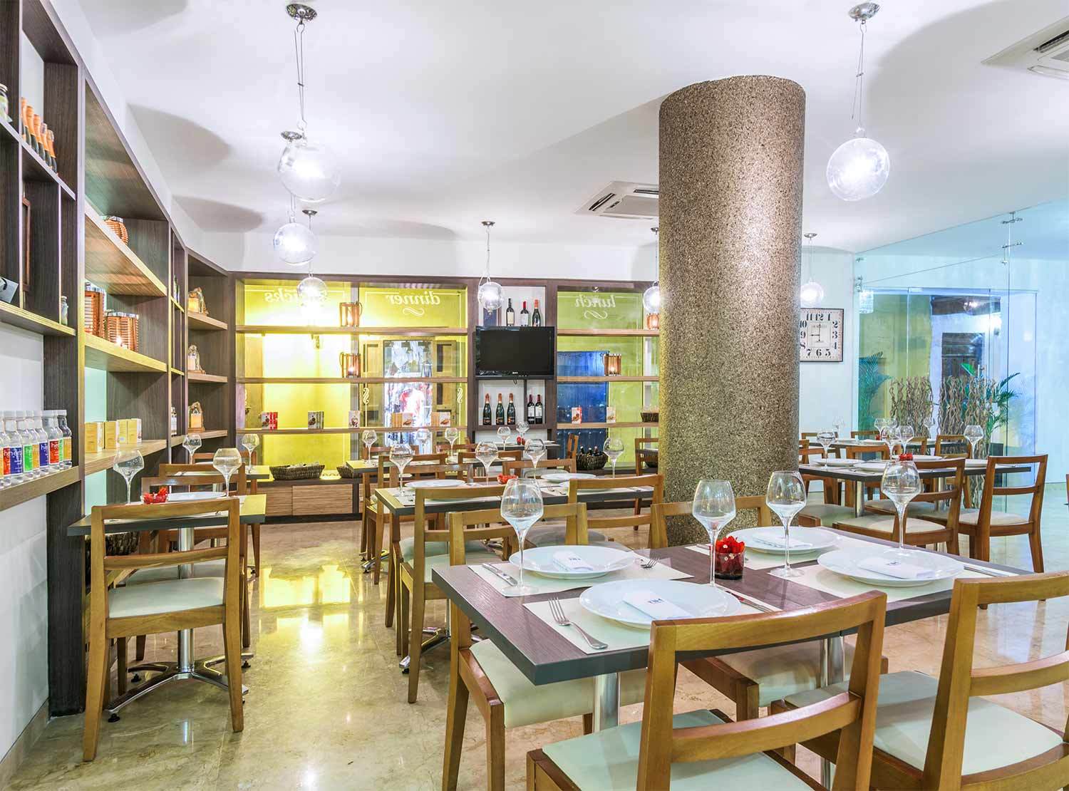 Nh Royal Urban Cartagena Hotel Buitenkant foto