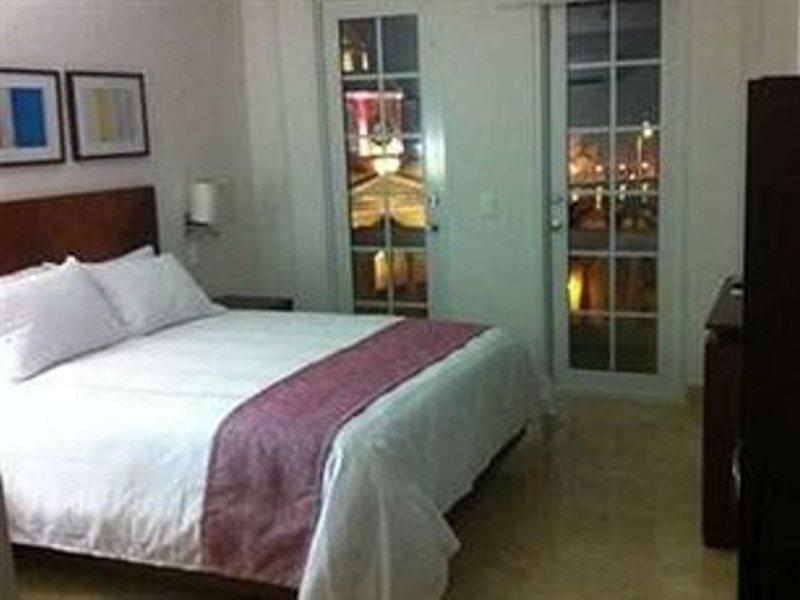 Nh Royal Urban Cartagena Hotel Buitenkant foto